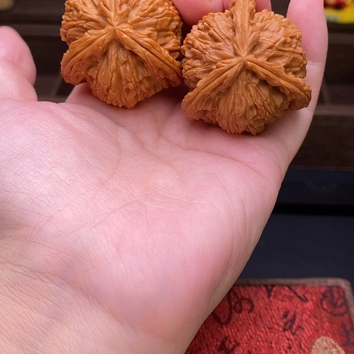 把件文玩核桃白奔