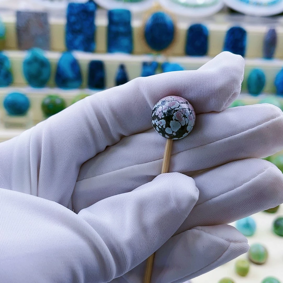 绿松石挂件18K金镶嵌