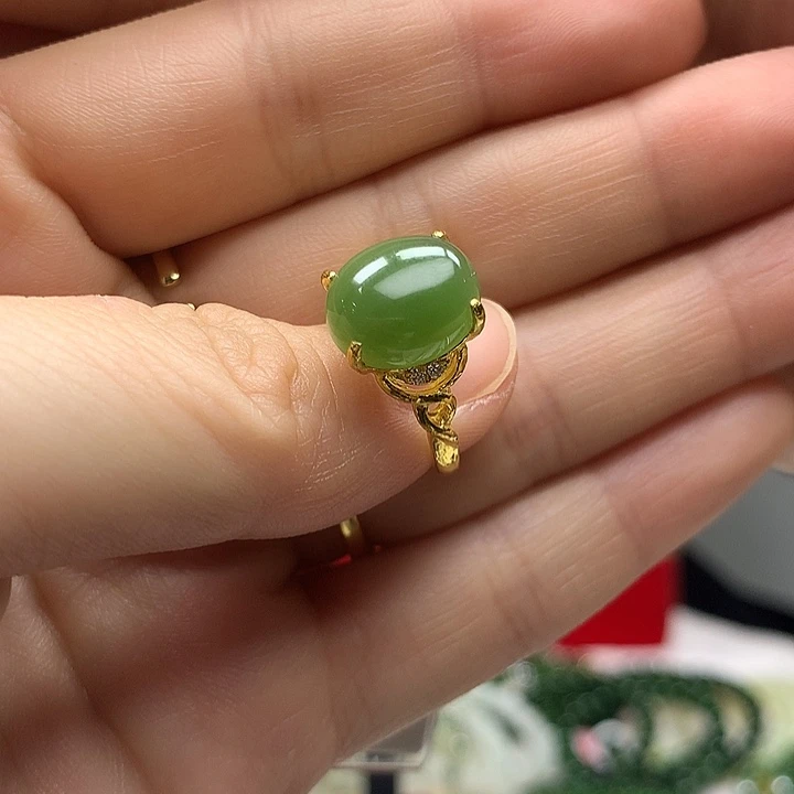 和田玉（碧玉）配饰足金镶嵌