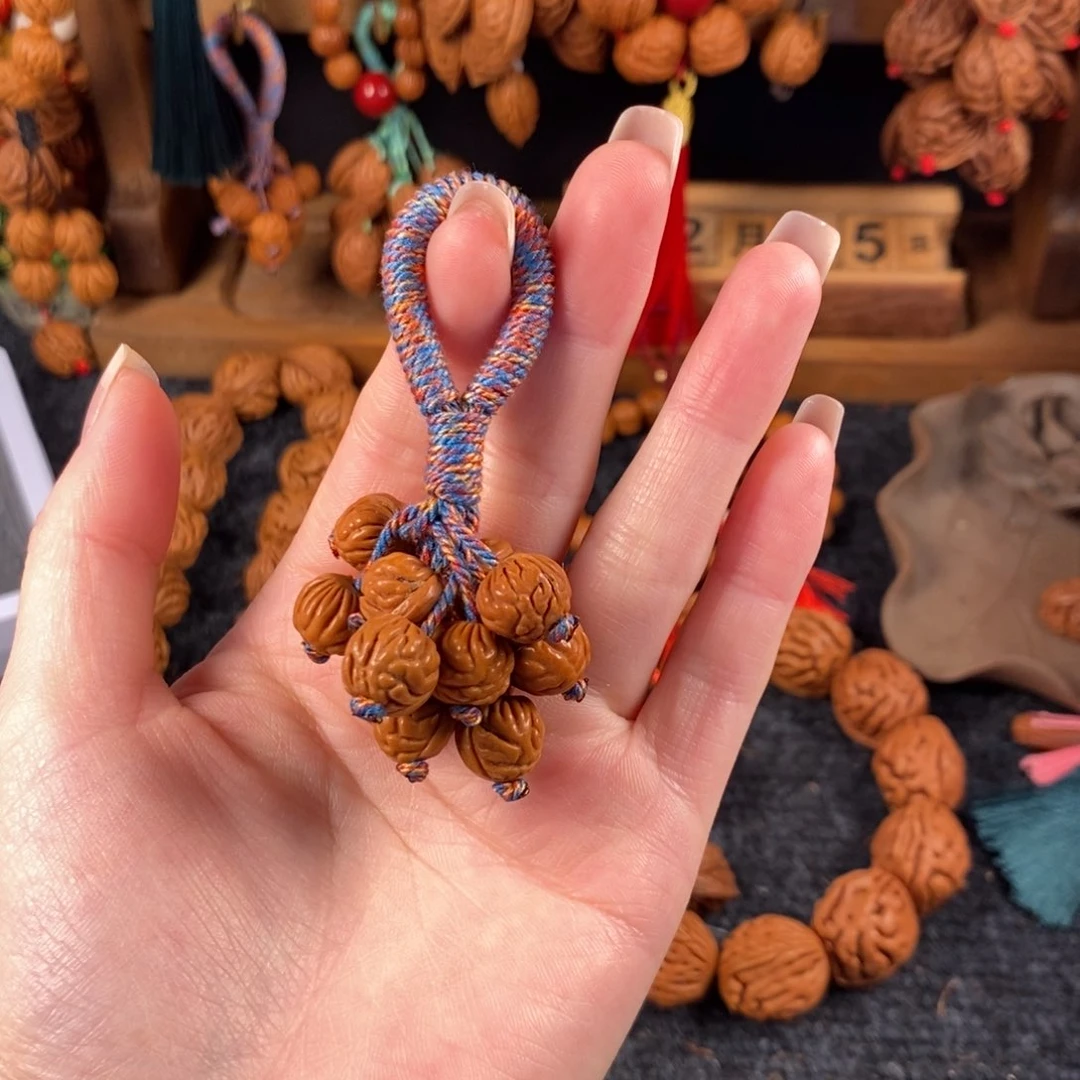 吊坠桃核桃枭挂件