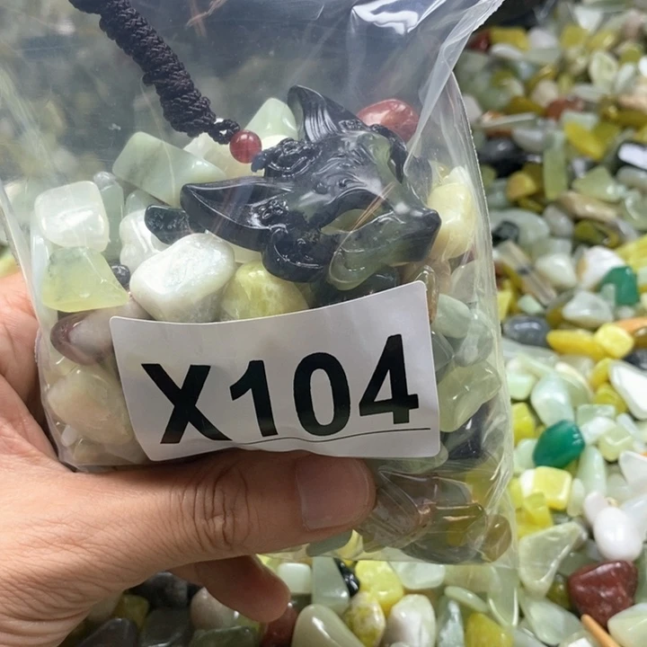 未镶嵌岫玉鱼缸石