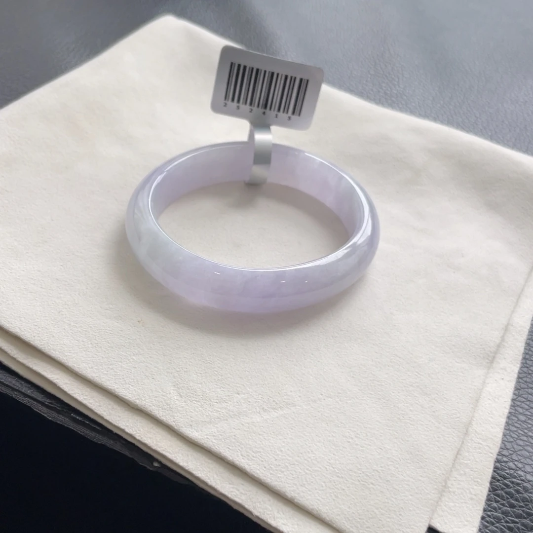 翡翠未镶嵌手镯纹裂55贵妃