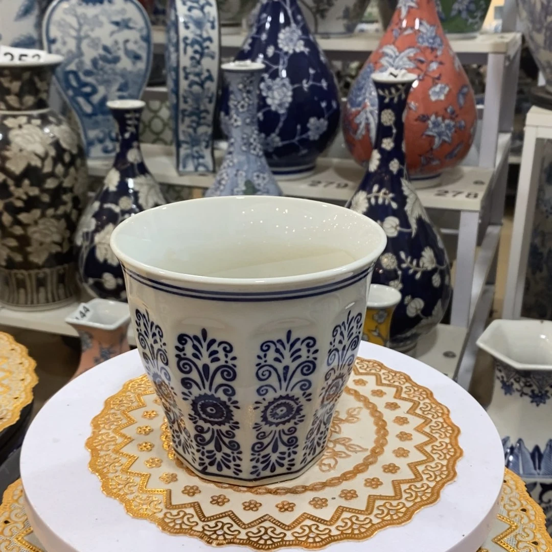 【闪购商品】陶瓷青花瓷花瓶一个