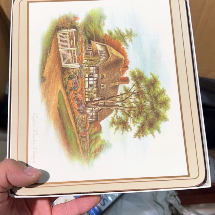 u***t摆件哈哈是啥哈哈 杯垫