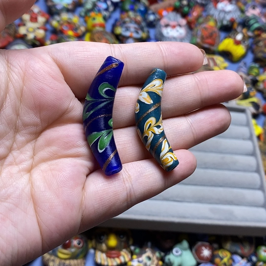 琉璃颈饰弯管专拍