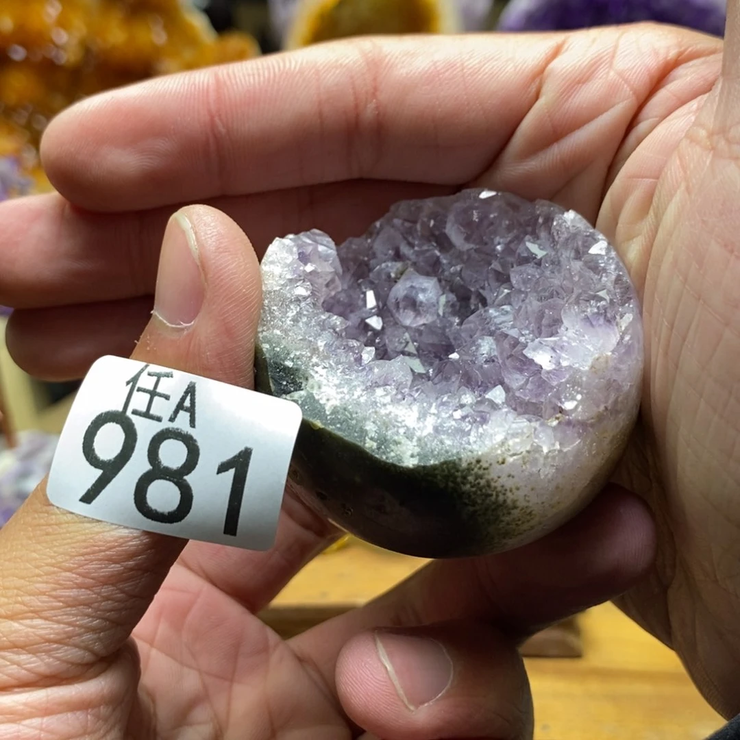 水晶大型摆件（非配饰）未镶嵌