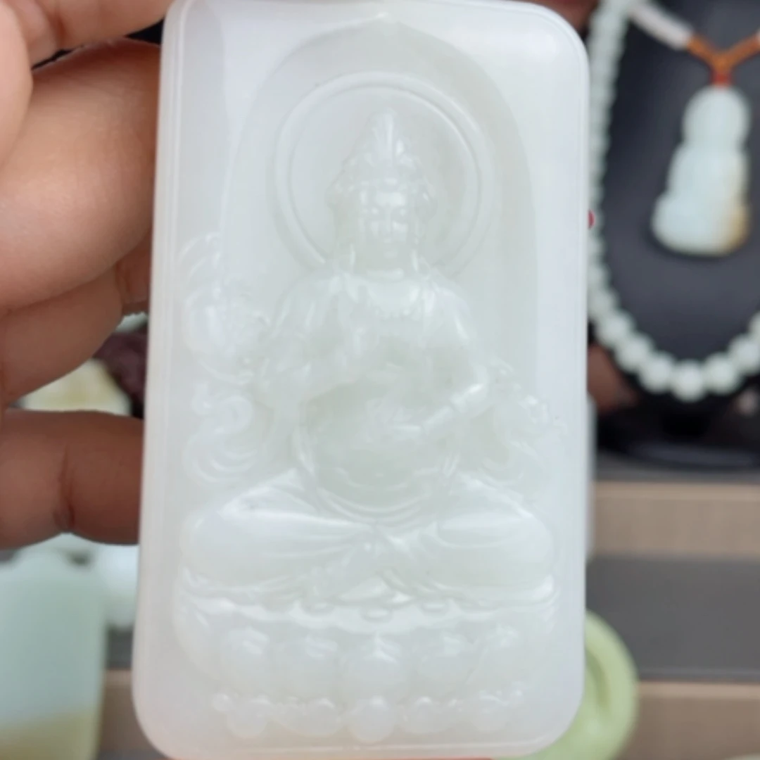 【闪购商品】颈饰未镶嵌和田玉