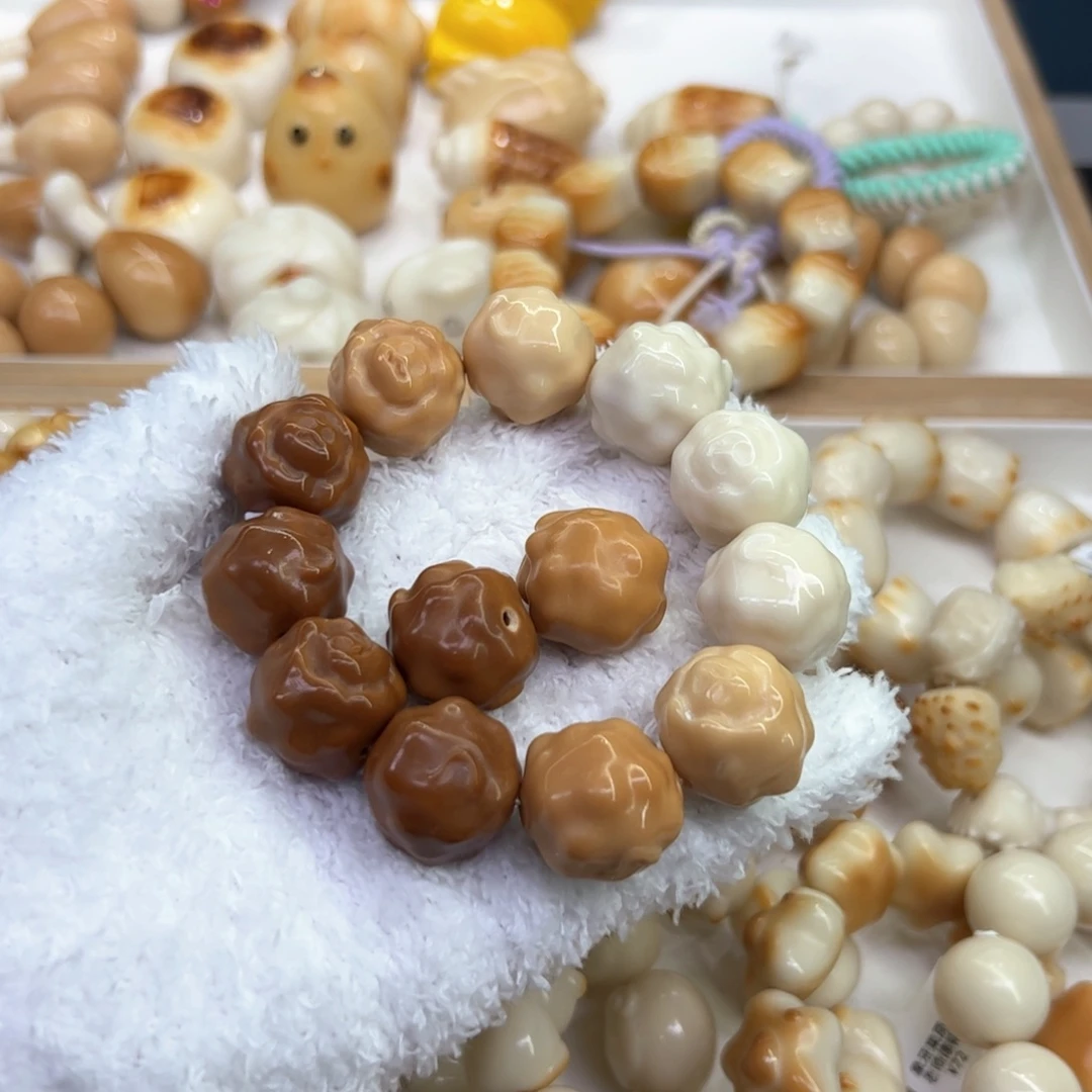 Y***D手串菩提根/象牙果64 象牙果原果雕刻渐变小羊
