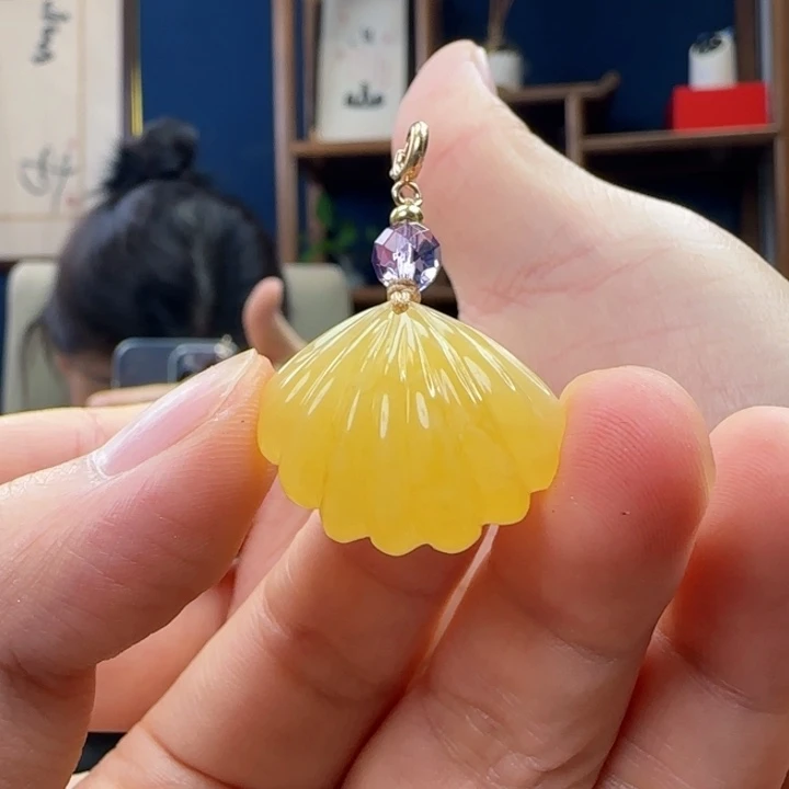 未镶嵌吊坠(不含链)蜜蜡