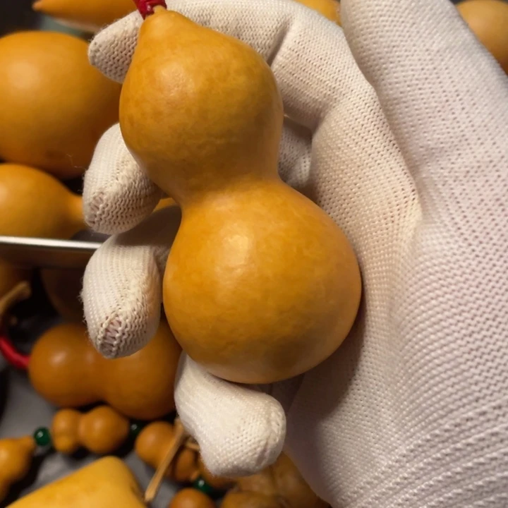 梅***年看好下单默认微瑕不保龙头