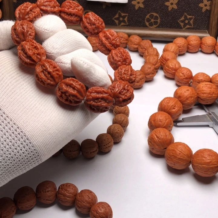 文玩核桃手串京八棱龙脊