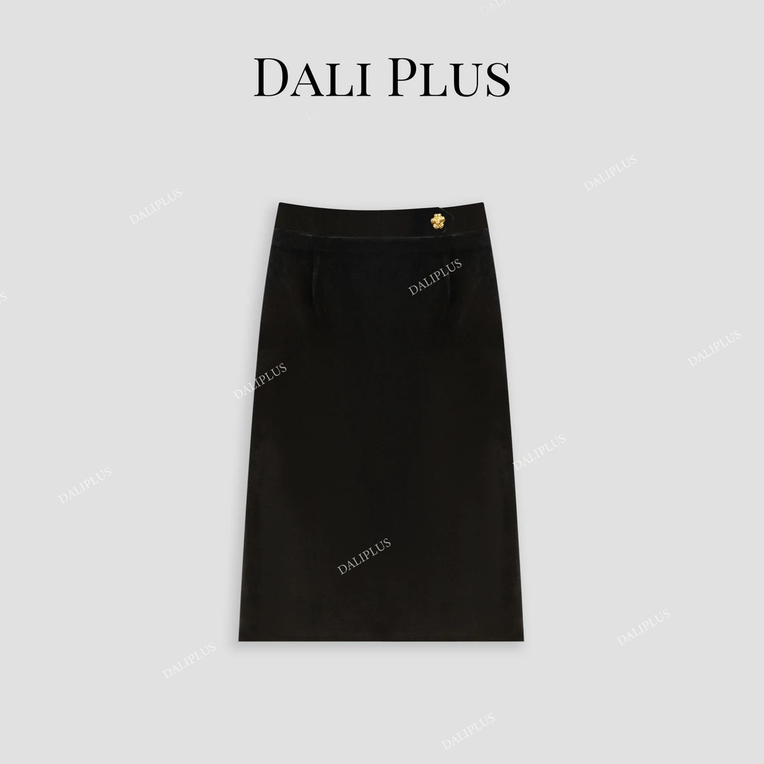 DALI PLUS高黑丝绒拼接高腰显瘦显白半身裙-D4SS0182