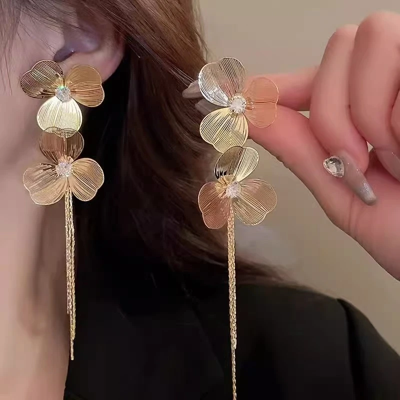 合金锆石耳饰 【925银针】2025新年款 夸张花朵流苏耳环