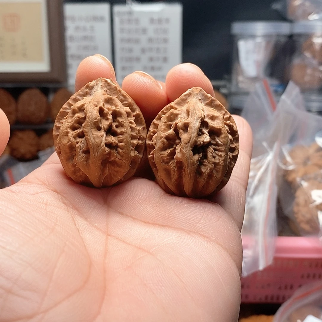 文玩核桃火龙纹33-469