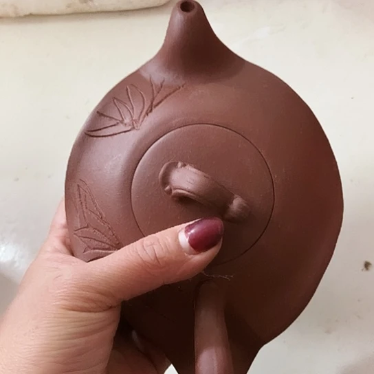 手工制作宜兴紫砂壶