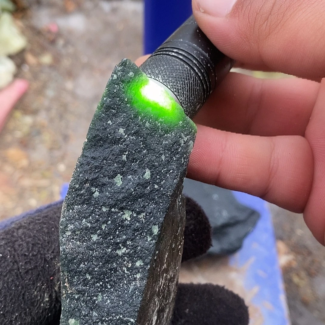 蛇纹石玉合金原石奇石摆件