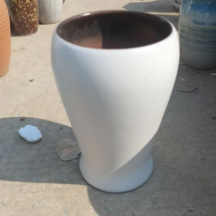 红陶口18高31瑕疵