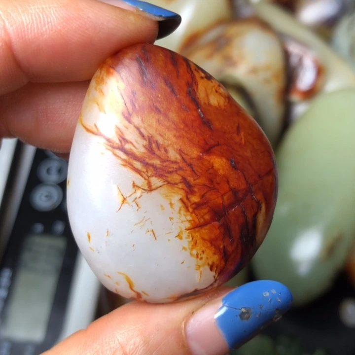 和田玉未镶嵌珠宝奇石