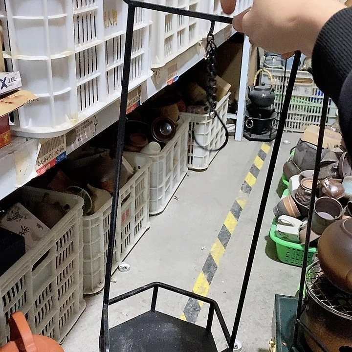 瓷片荷花的一种色彩和对比度显得十分优雅