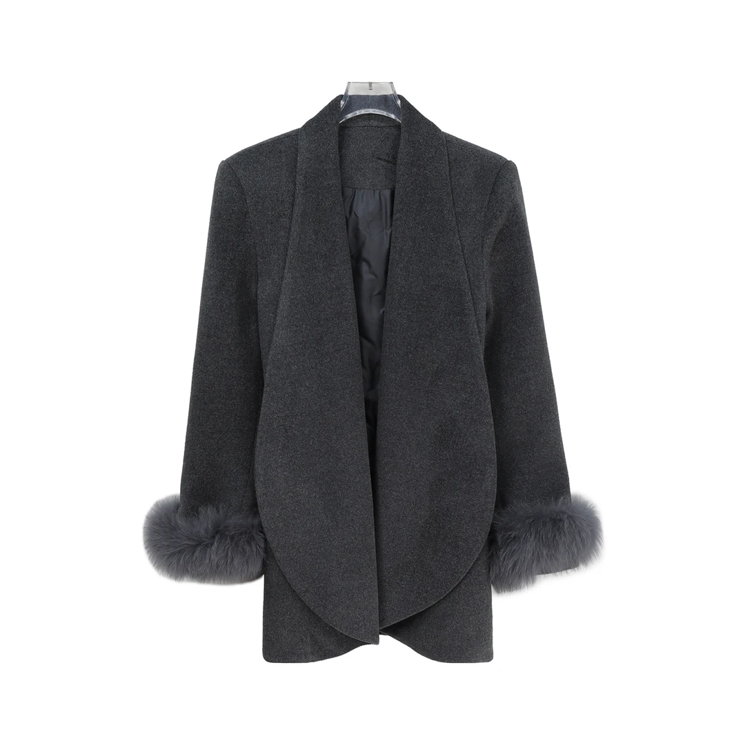 新款洋气毛毛袖设计感名媛千金风羽绒服（赠腰带）U325