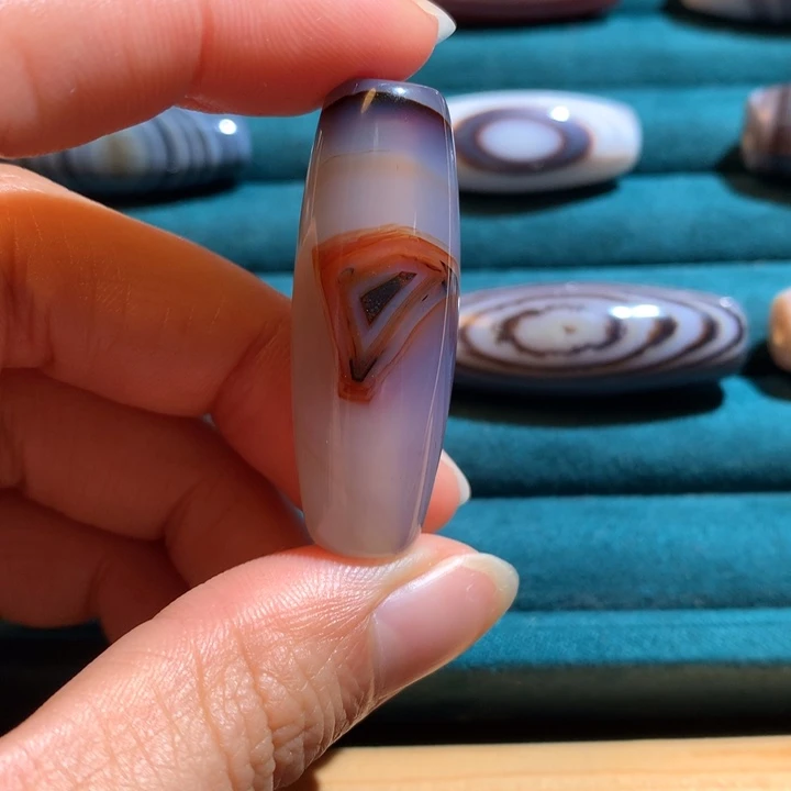 未镶嵌玛瑙/玉髓珠宝奇石