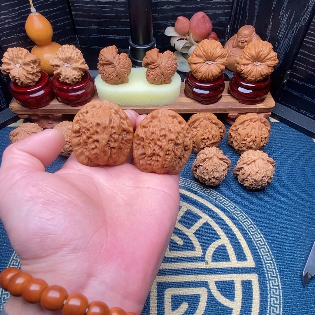 文玩核桃吊坠金公子42尺