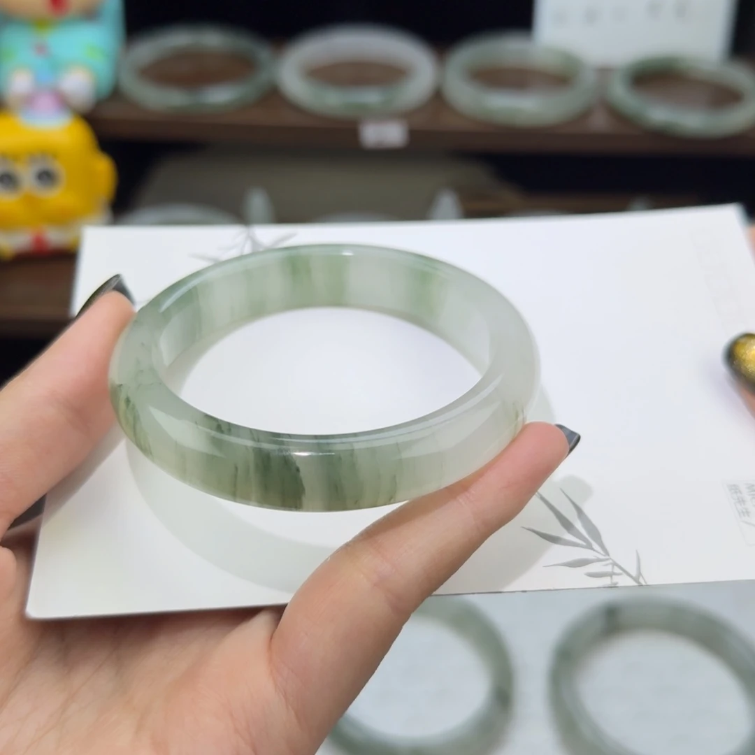 石英质玉（天山翠）未镶嵌手镯57.8圈口