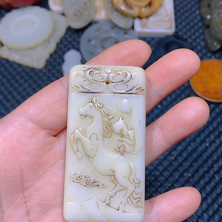 未镶嵌手链和田玉（糖玉）