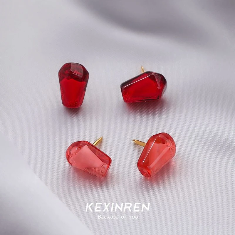 合金胸针 石榴子水果胸针设计感小众防走光扣针神器裤脚固定神器