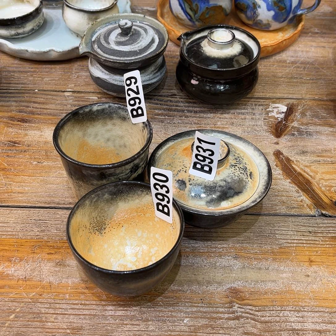 白泥茶杯頭*頭陶瓷艺术品