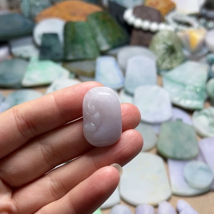 定制翡翠未镶嵌A货