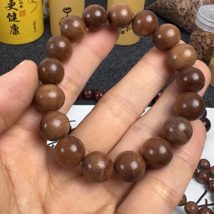 木檀香1.2土埋料……………………瑕疵