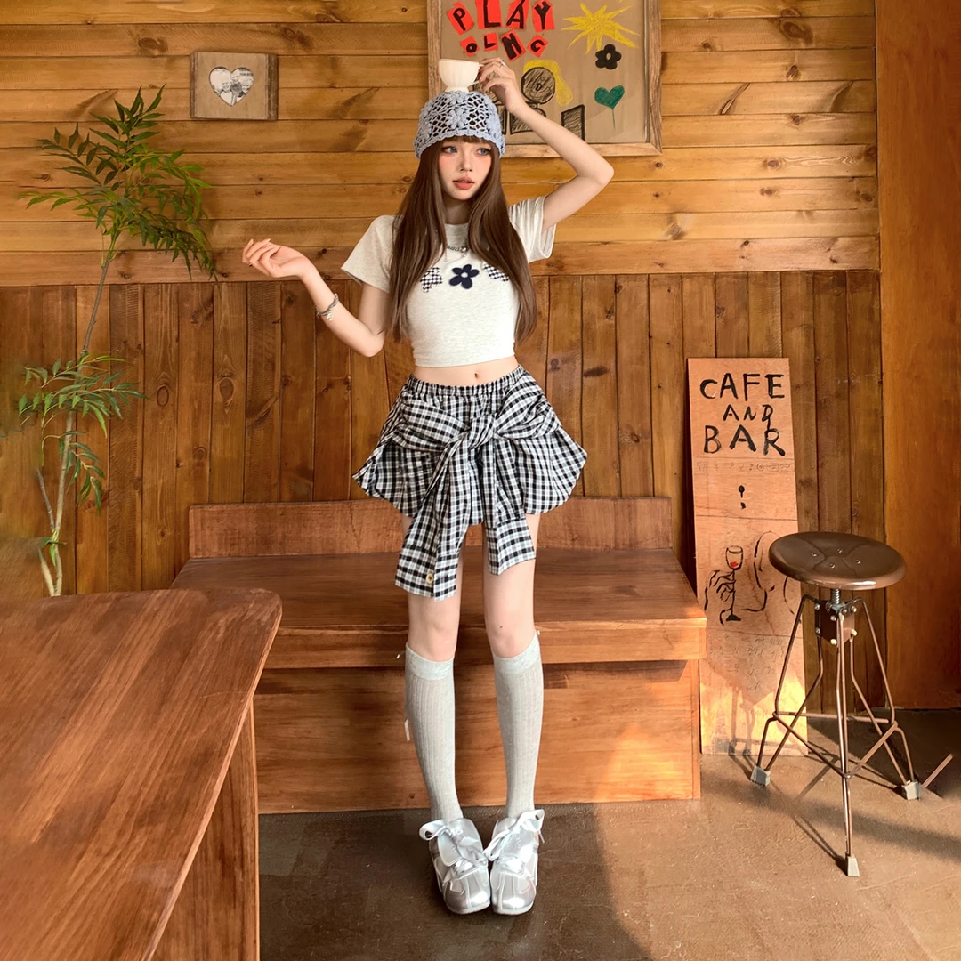 早秋新款&美式复古新款小众设计系带黑白格纹休闲花苞裙百搭短裙