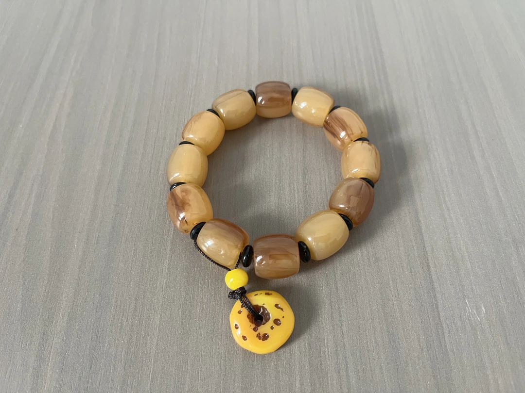 1060-双角菩提精选手串2 无礼盒