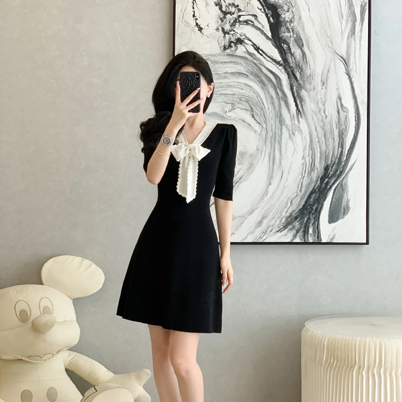 法式小香风针织连衣裙女夏季新款高级感轻奢显瘦蝴蝶结短裙小个子