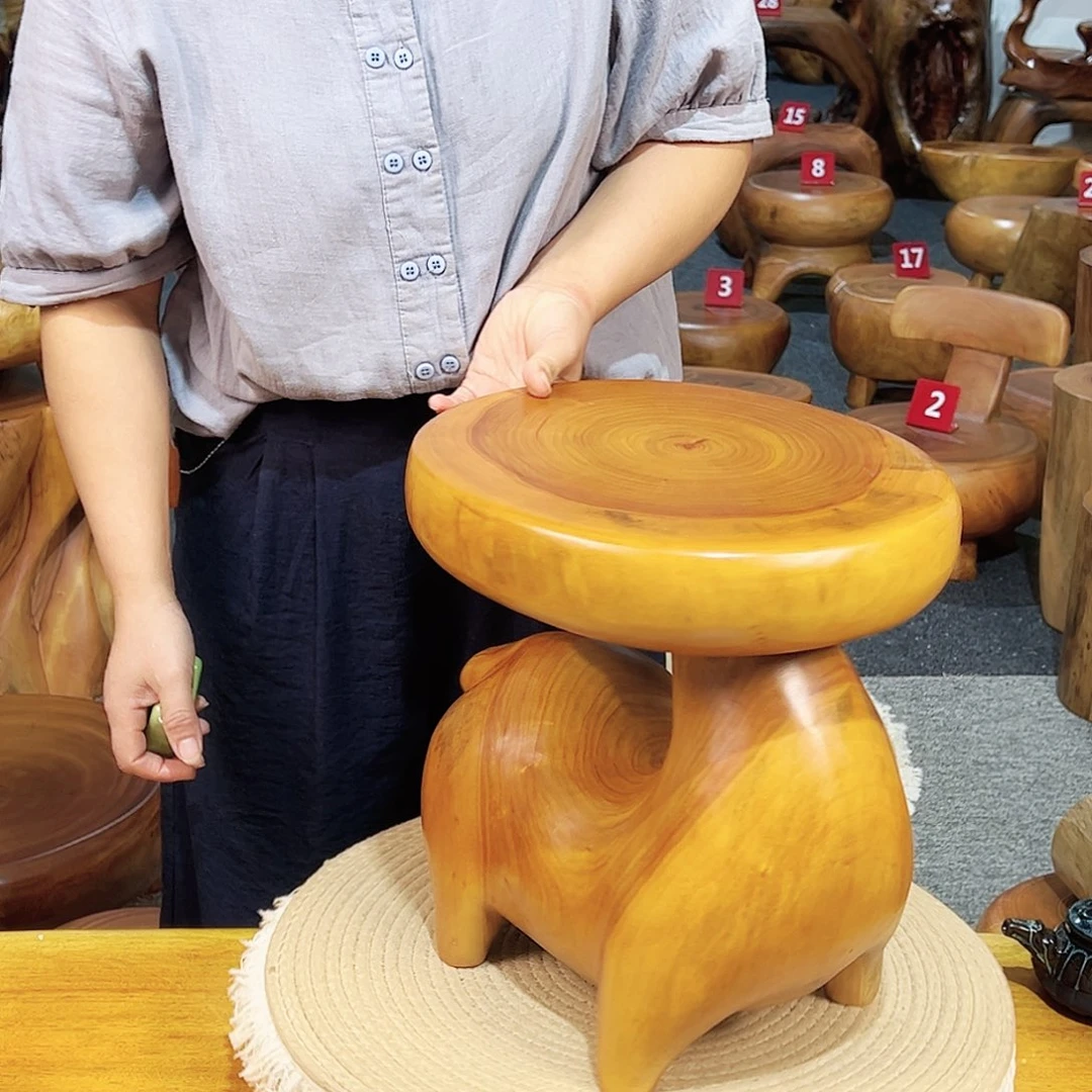 14 号香樟木尺寸：32-27-33cm