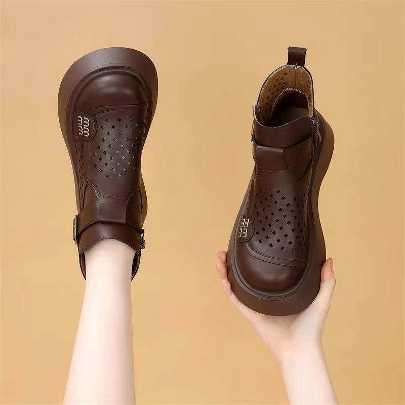 英伦风厚底镂空洞洞鞋女2025新款春夏爆款透气舒适时尚勃肯小短靴