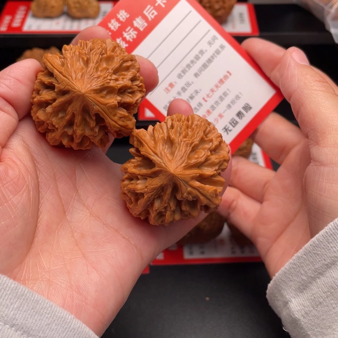 把件文玩核桃招财鼠43克重64