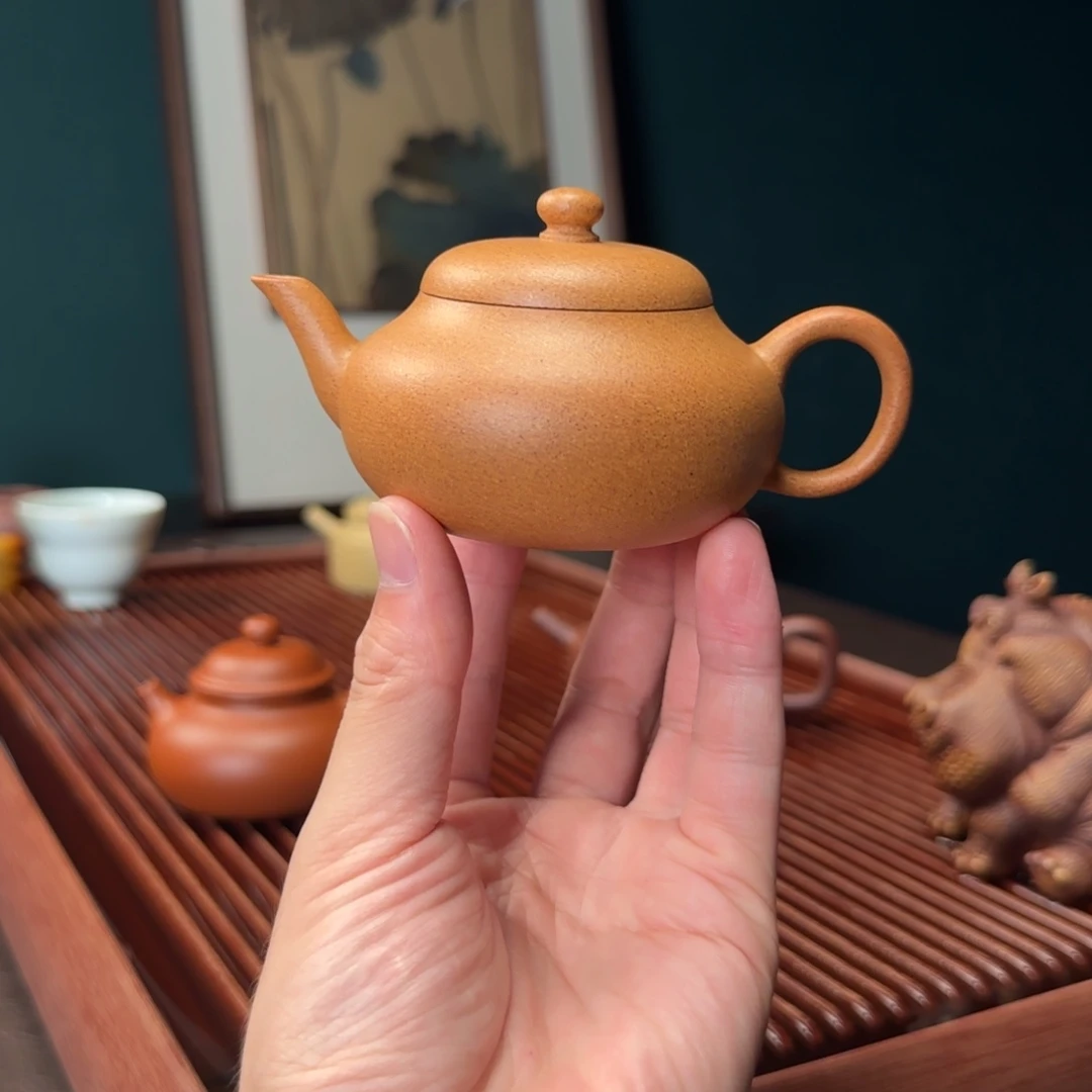 顽***見紫砂茶壶君乐 黄金段  130cc