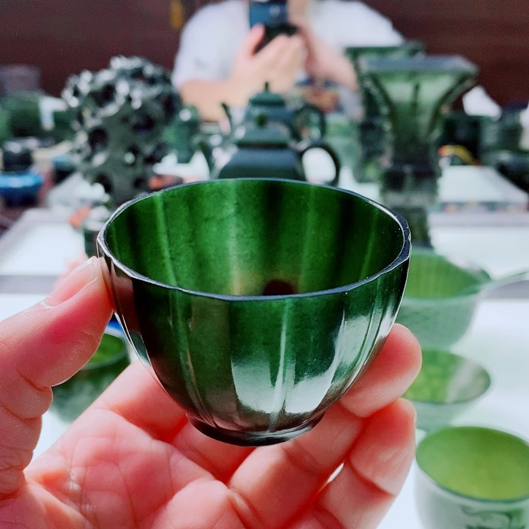 和田玉（青玉）未镶嵌摆件影*欢