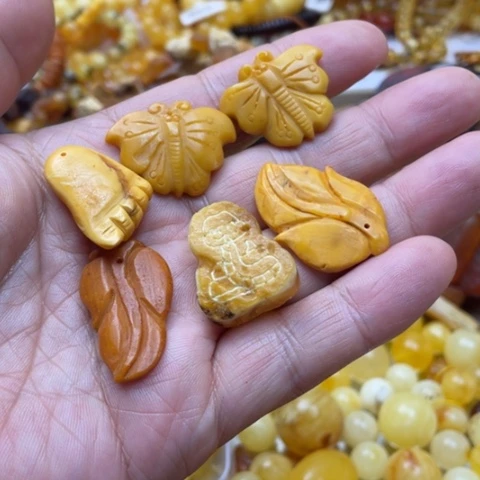 手串琥珀未镶嵌多样性发一个