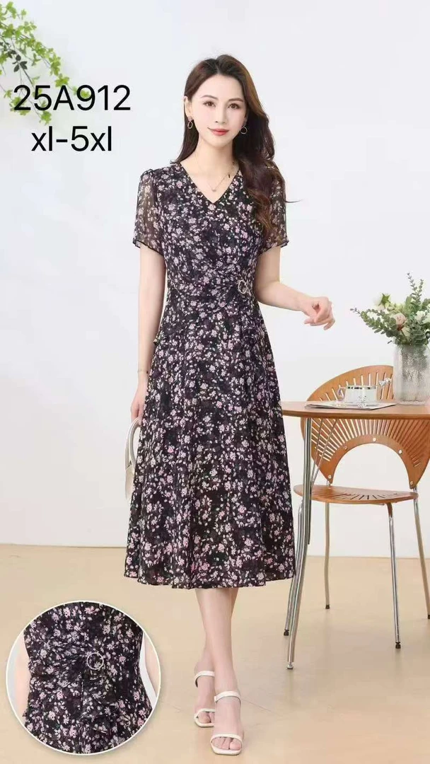 休闲中长款印花收腰显瘦缎面印花裙连衣裙宽松V领碎花夏季