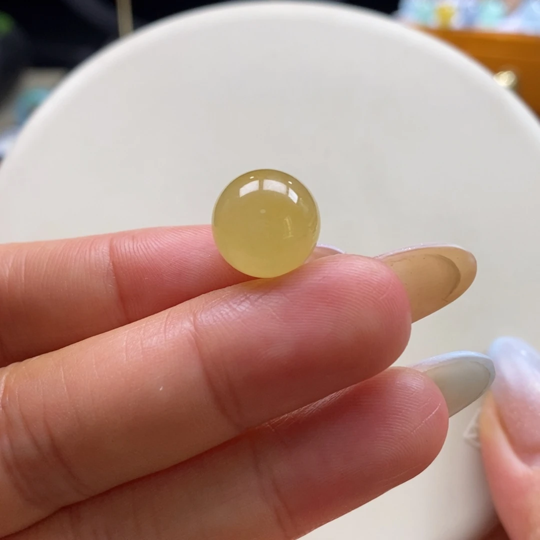 翡翠吊坠(不含链)未镶嵌翡翠冰鲜黄珠卡12.9m