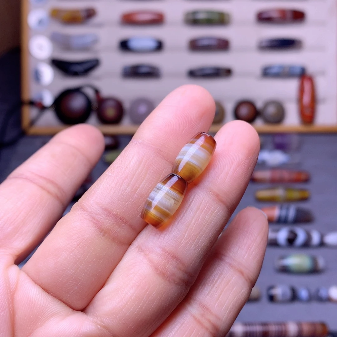 青****玛瑙/玉髓未镶嵌珠宝奇石