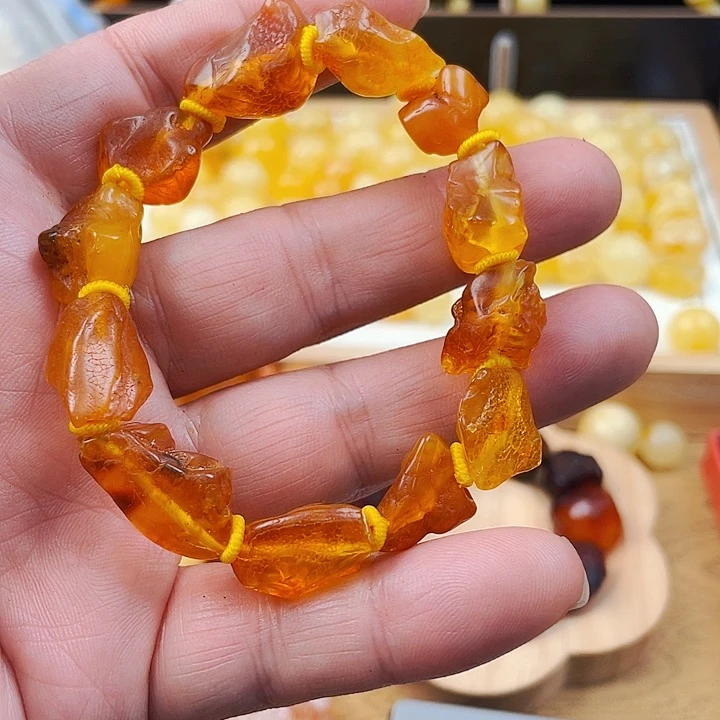 琥珀颈饰未镶嵌手串