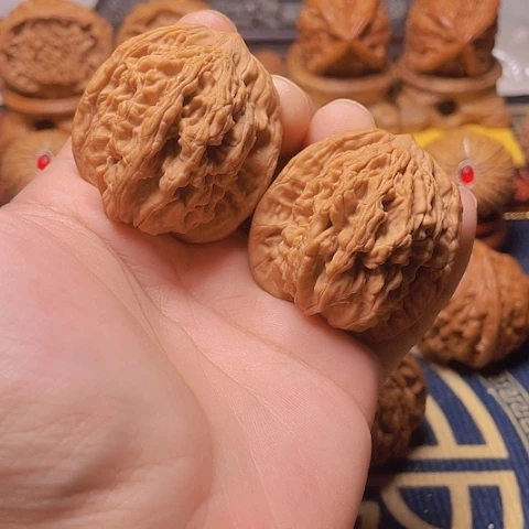 文玩核桃吊坠ʚ****ɞ42全品麦虎