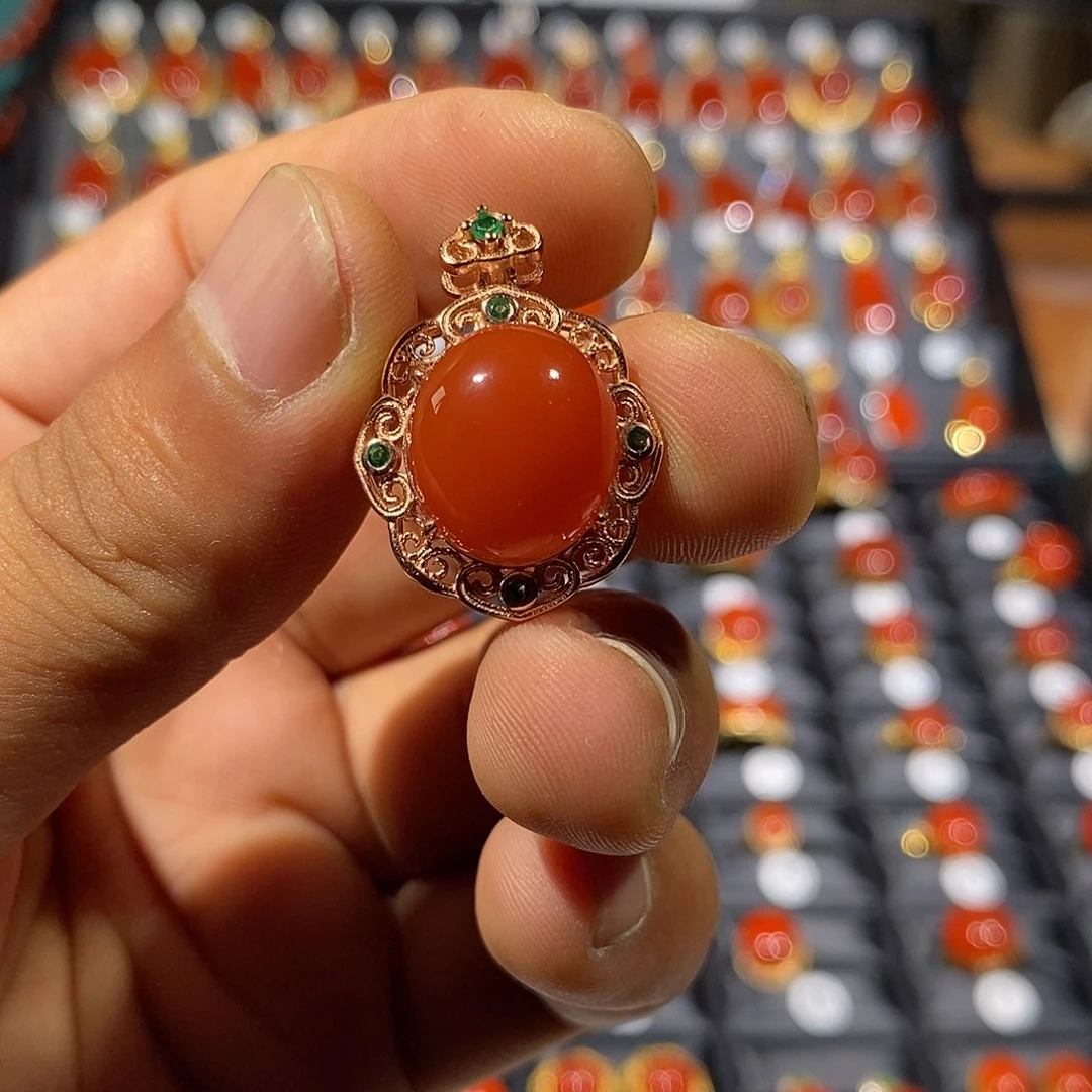 南红玛瑙银S925镶嵌颈饰