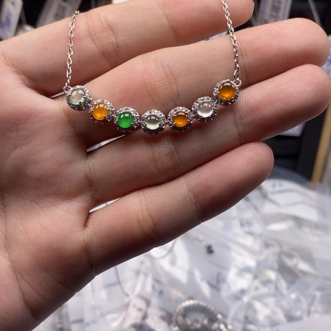 翡翠颈饰银S925镶嵌华**人天然缅甸翡翠a货