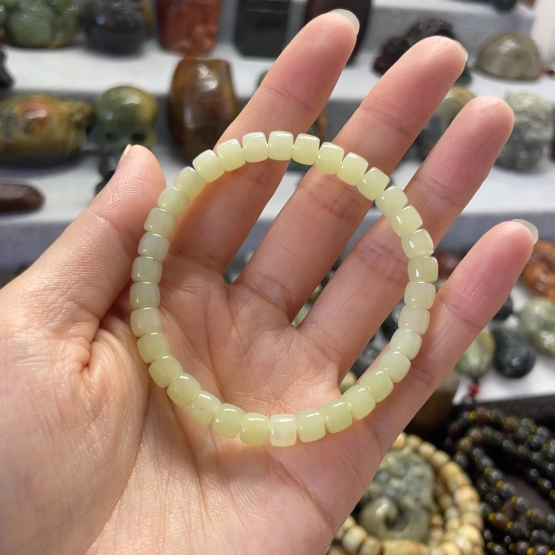 手串未镶嵌岫岩老玉（透闪石质玉）