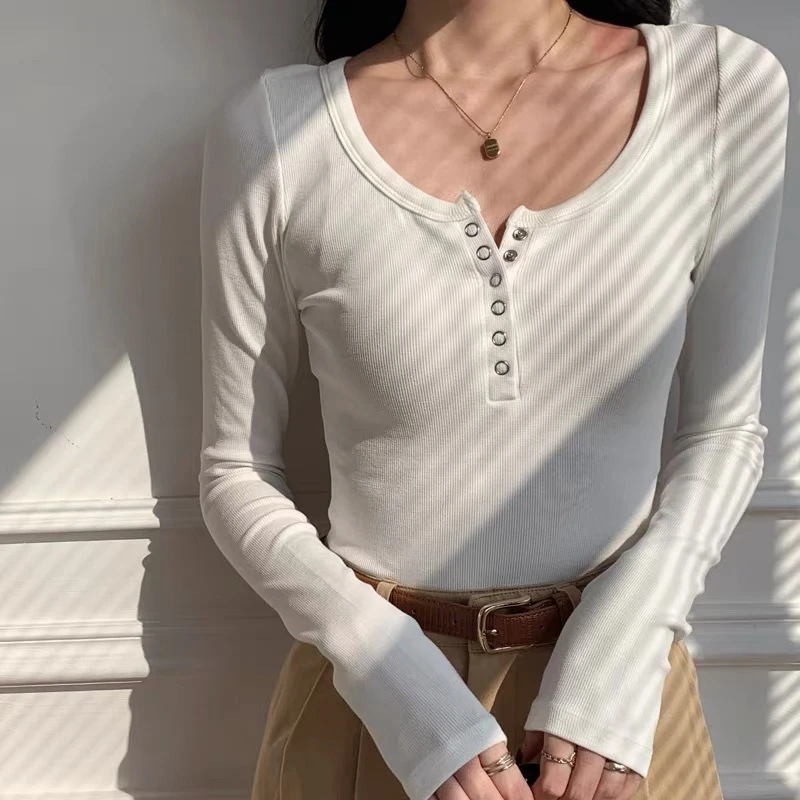 别致潮牌U领打底衫女百搭秋冬修身正肩韩版长袖纽扣T恤上衣基础款